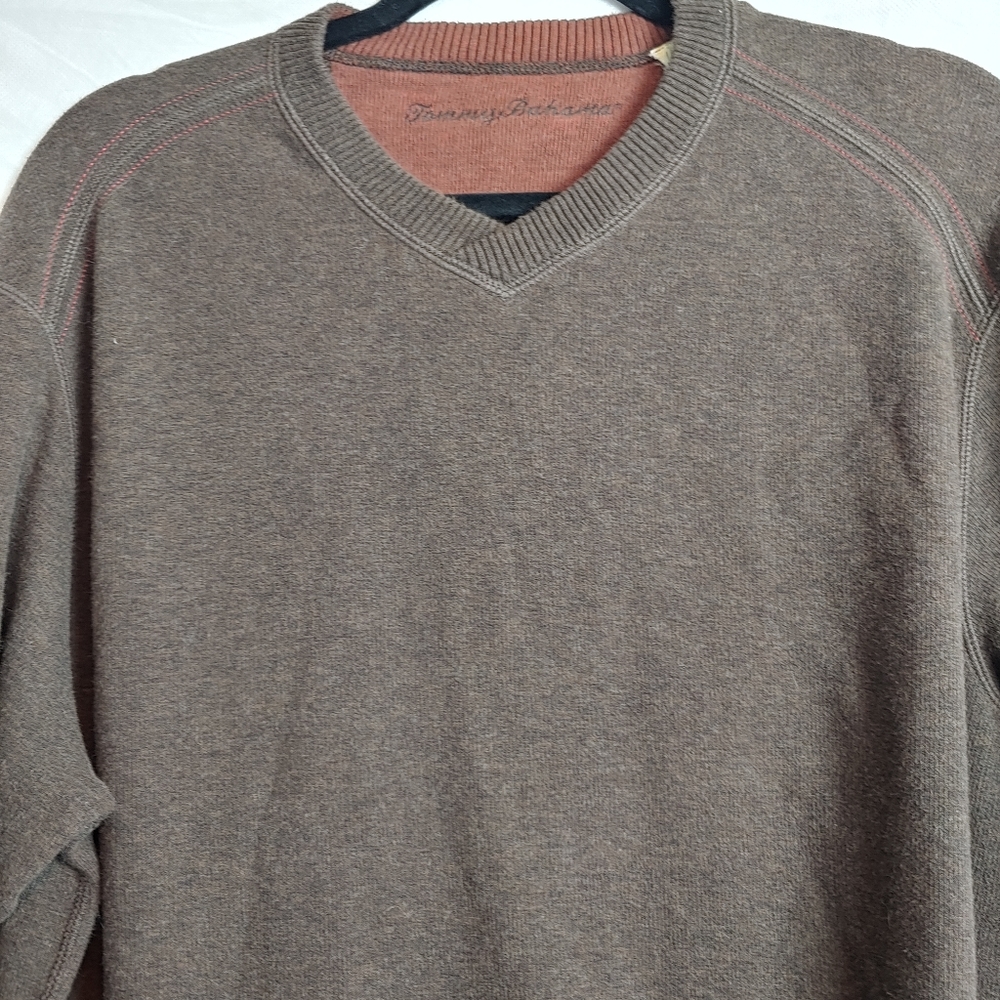 Tommy Bahama Brown V neck popover sweatshirt men's Size M